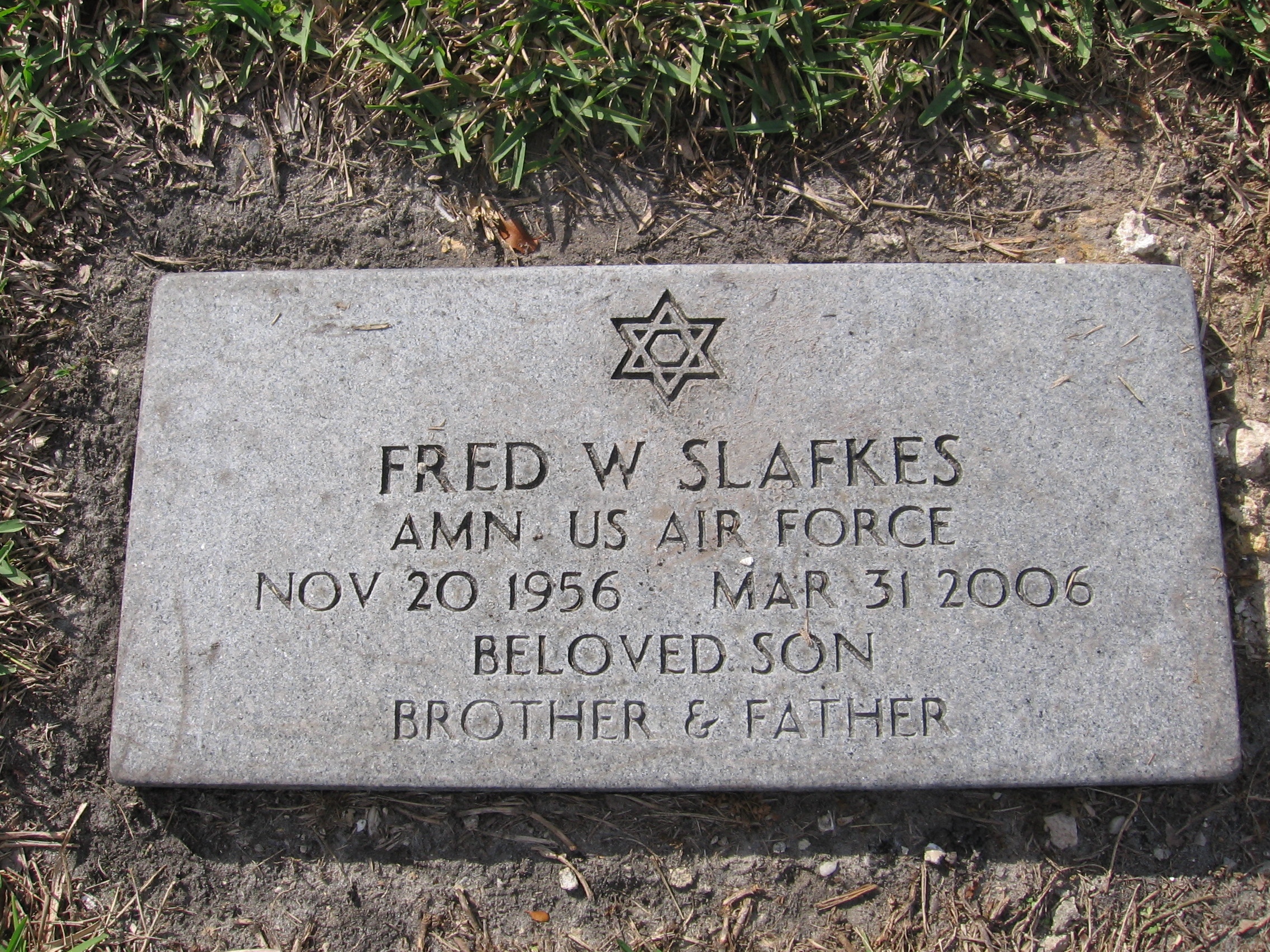 Fred W Slafkes