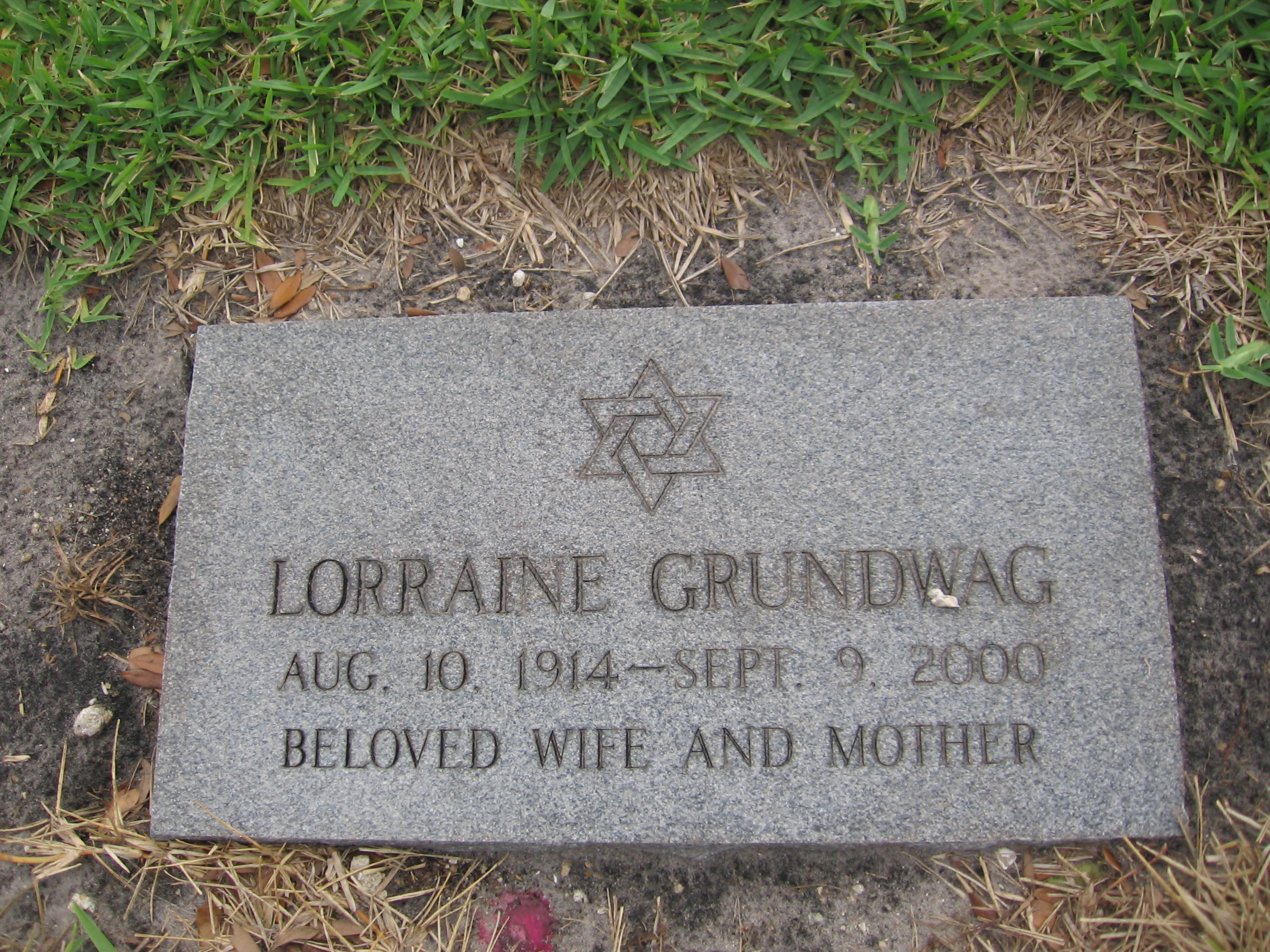 Lorraine Grundwag