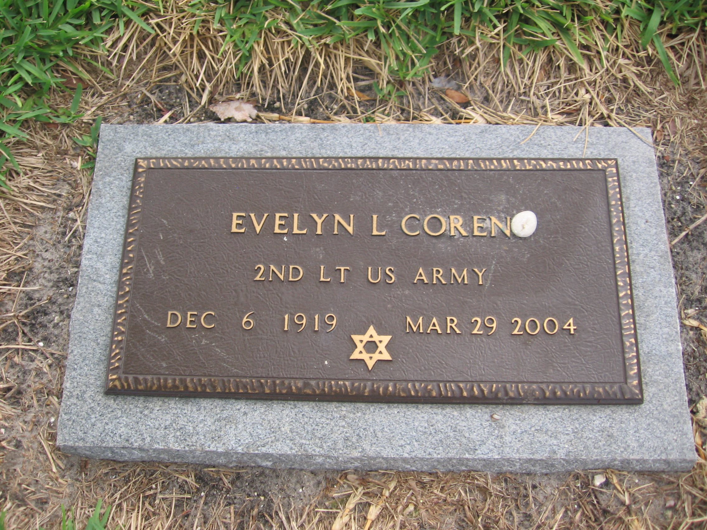 Lieut Evelyn Coren