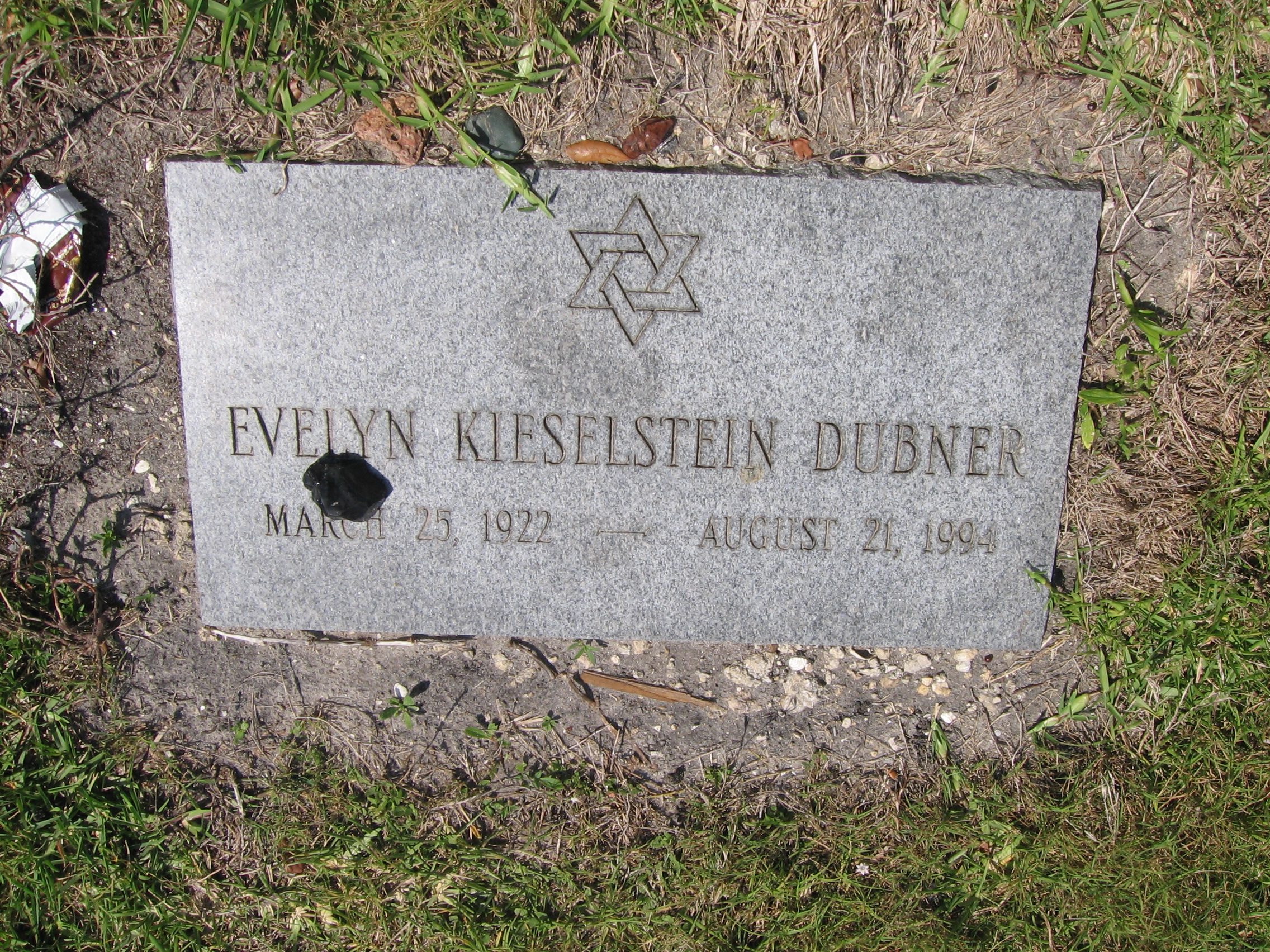 Evelyn Kieselstein Dubner