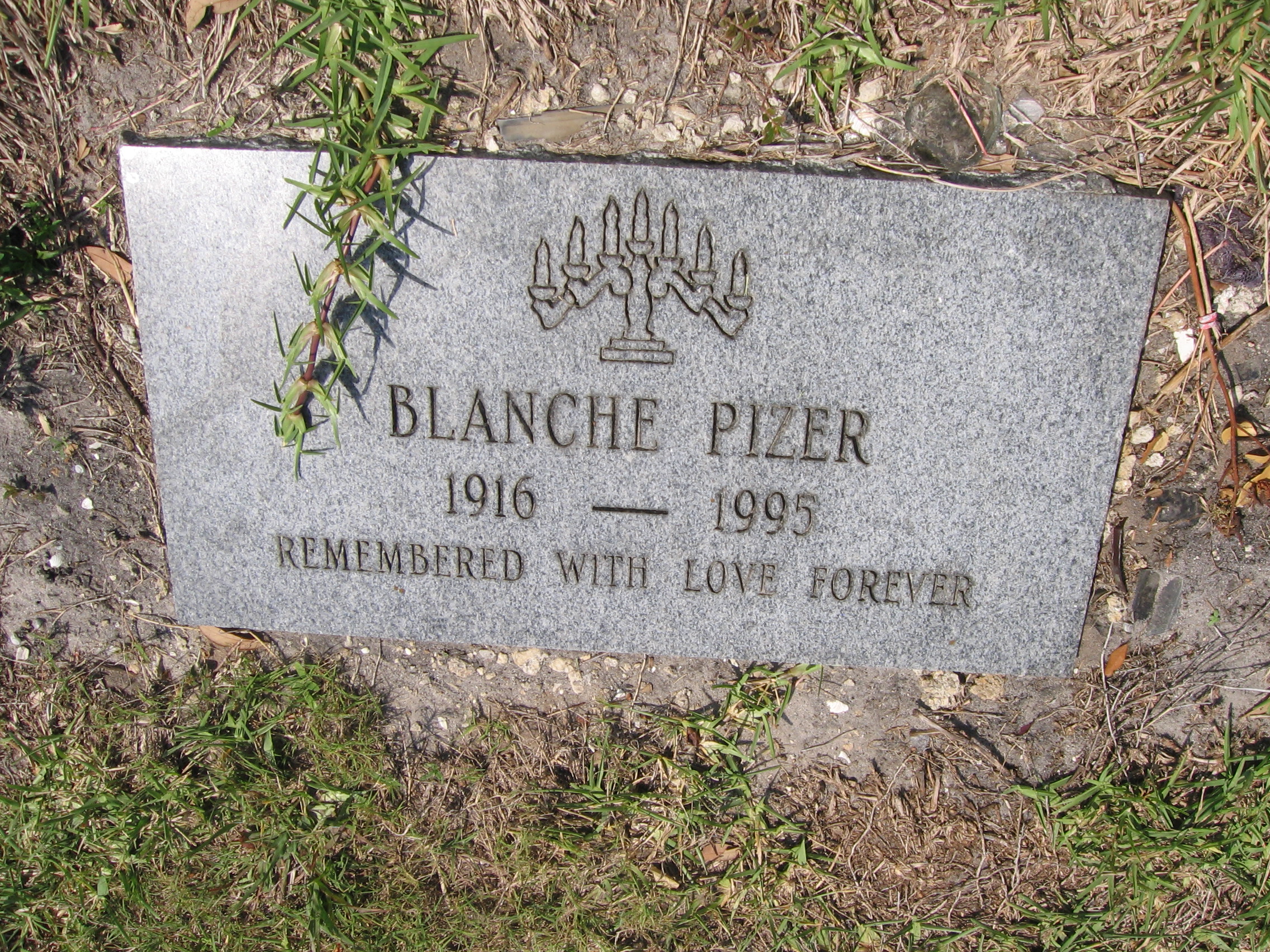 Blanche Pizer