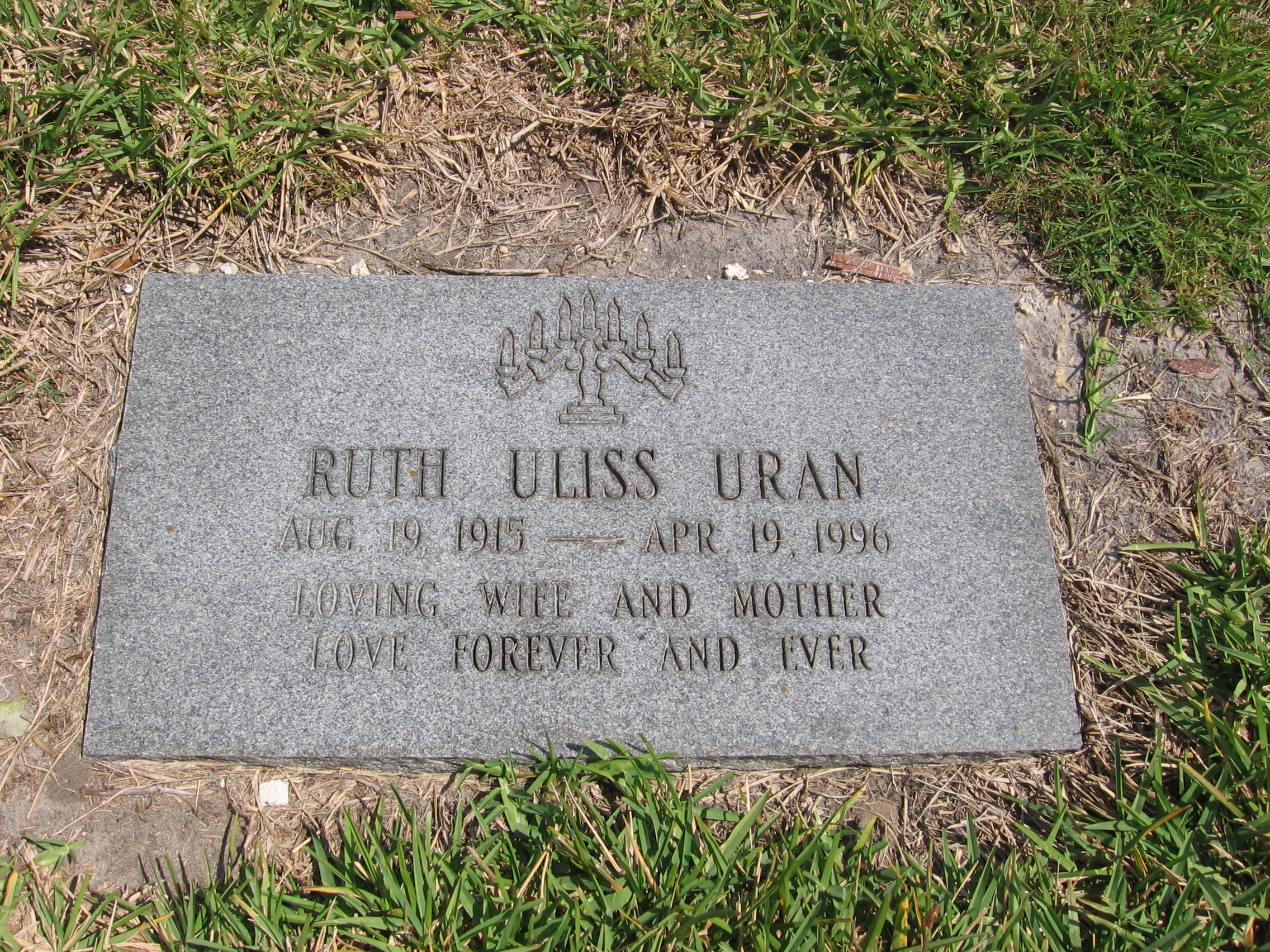 Ruth Uliss Uran