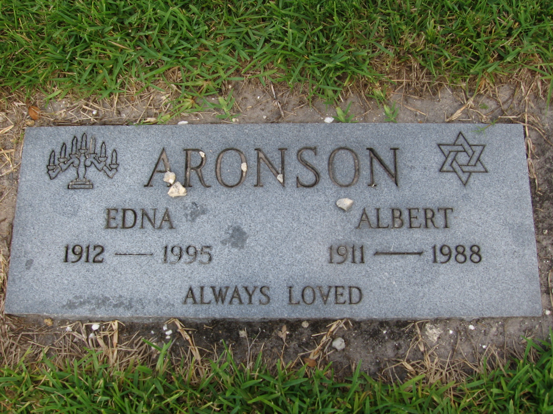 Edna Aronson