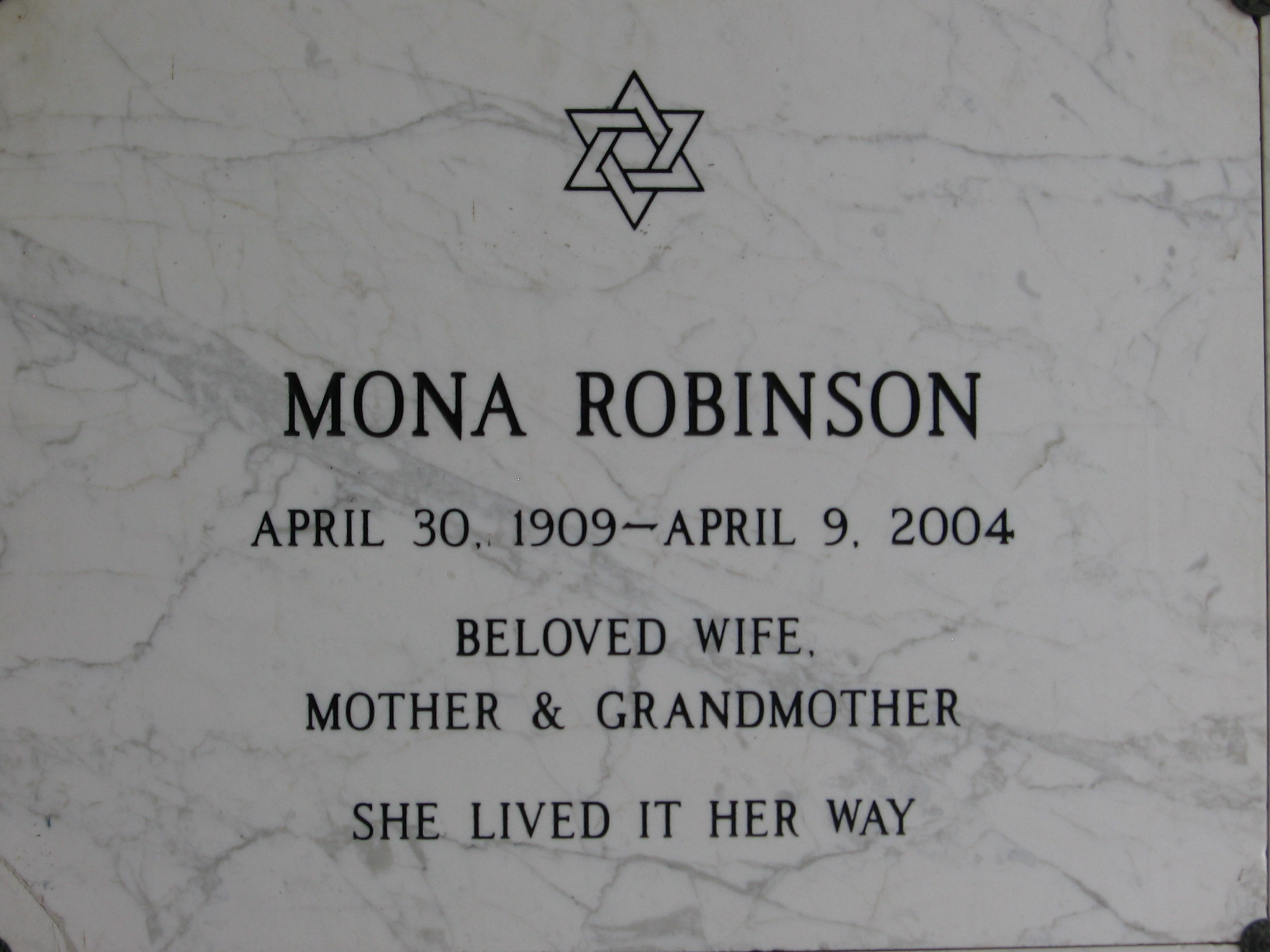 Mona Robinson