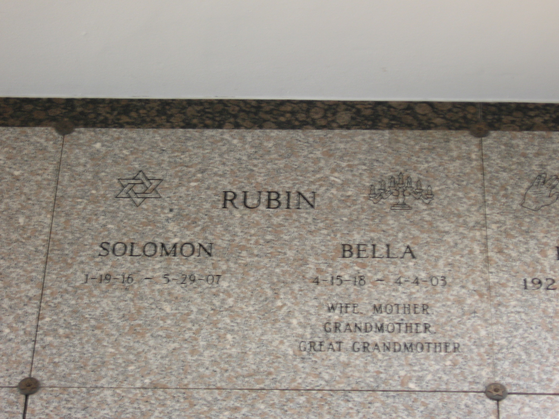 Bella Rubin