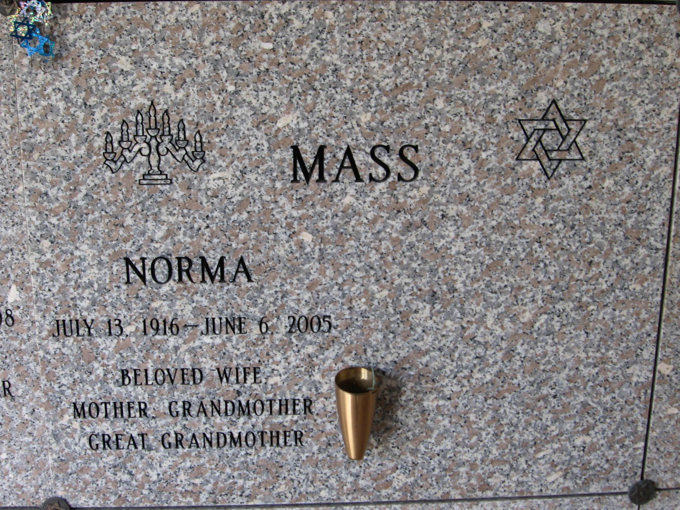 Norma Mass