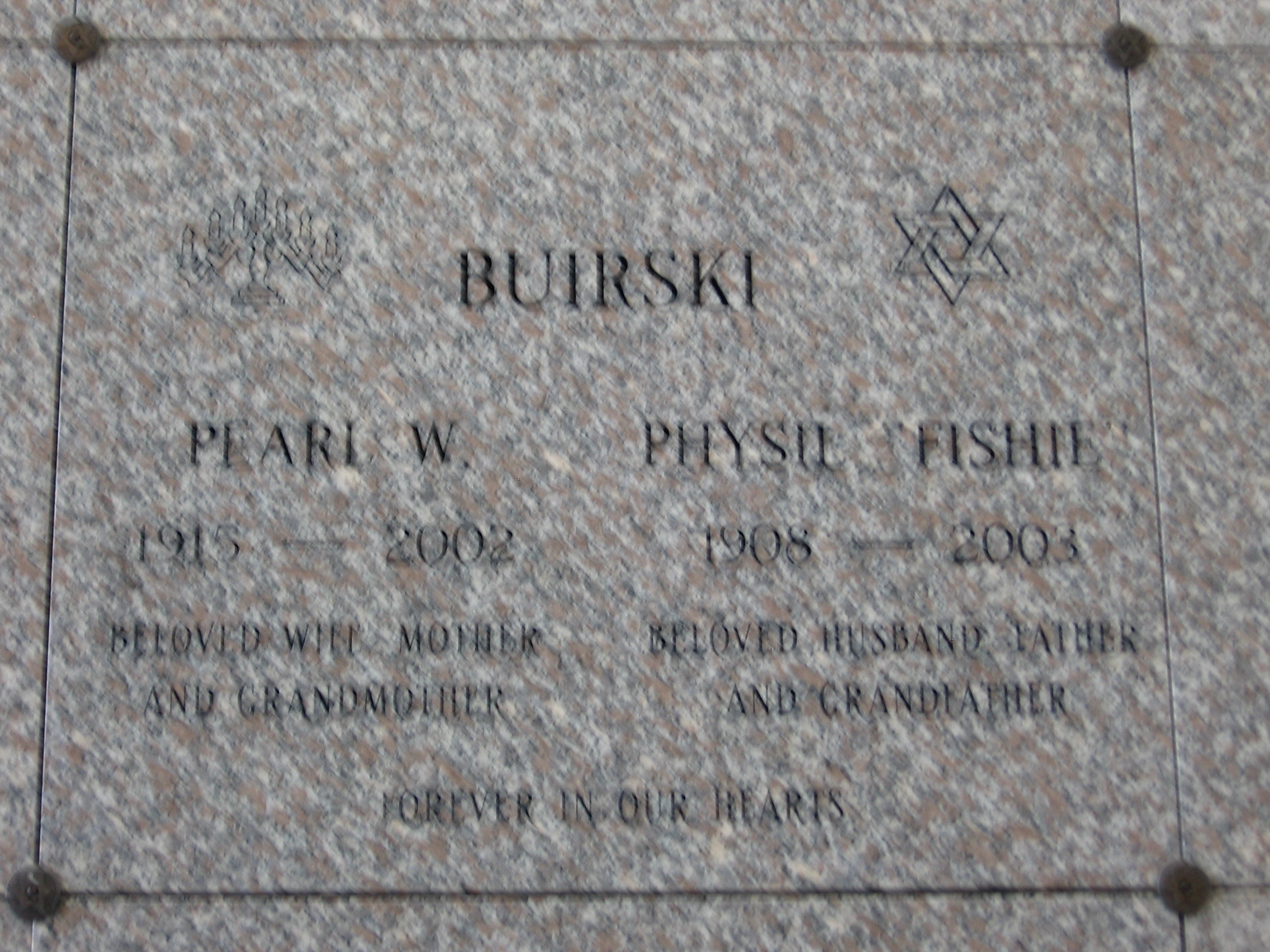 Pearl W Buirski