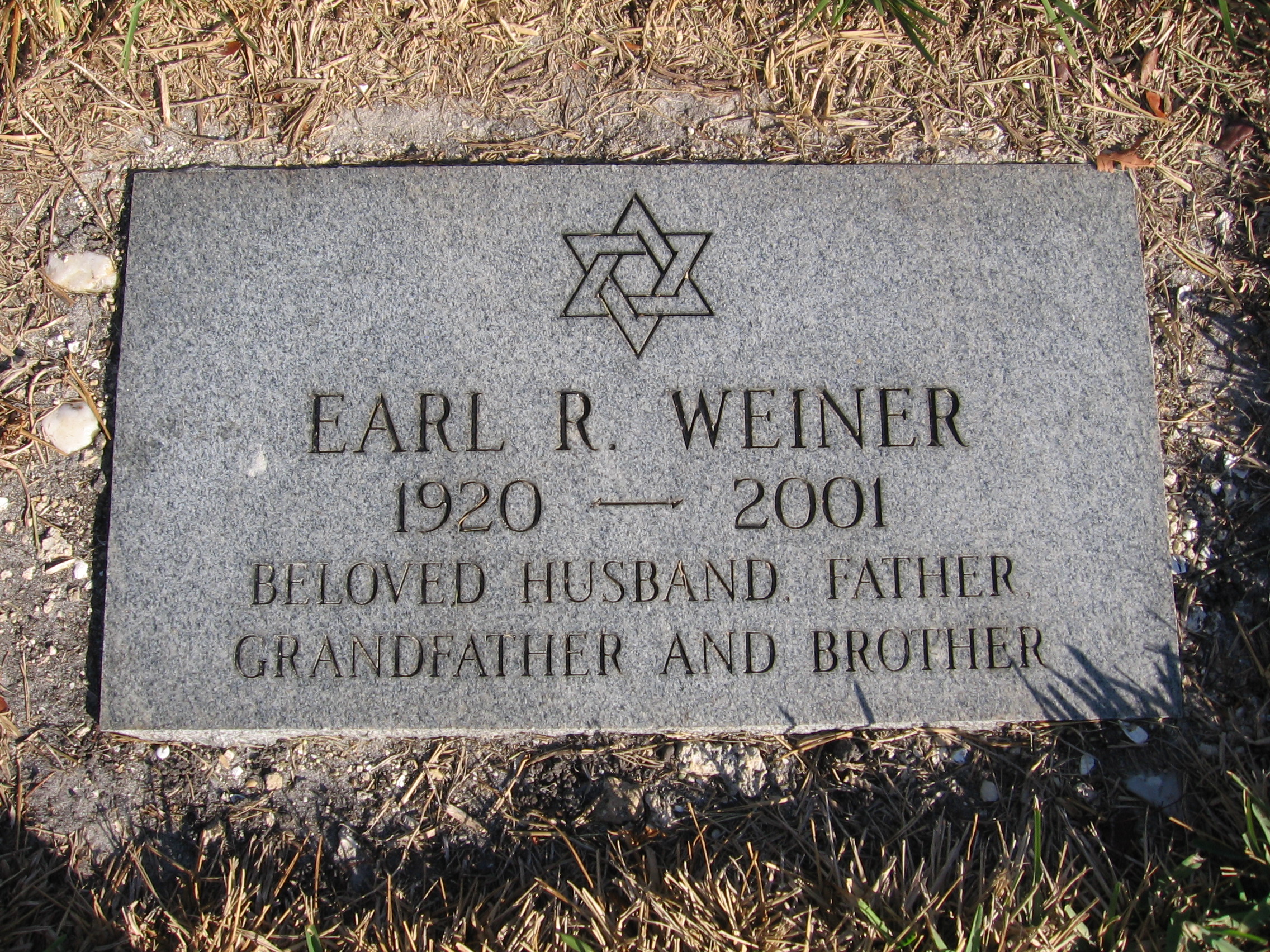 Earl R Weiner