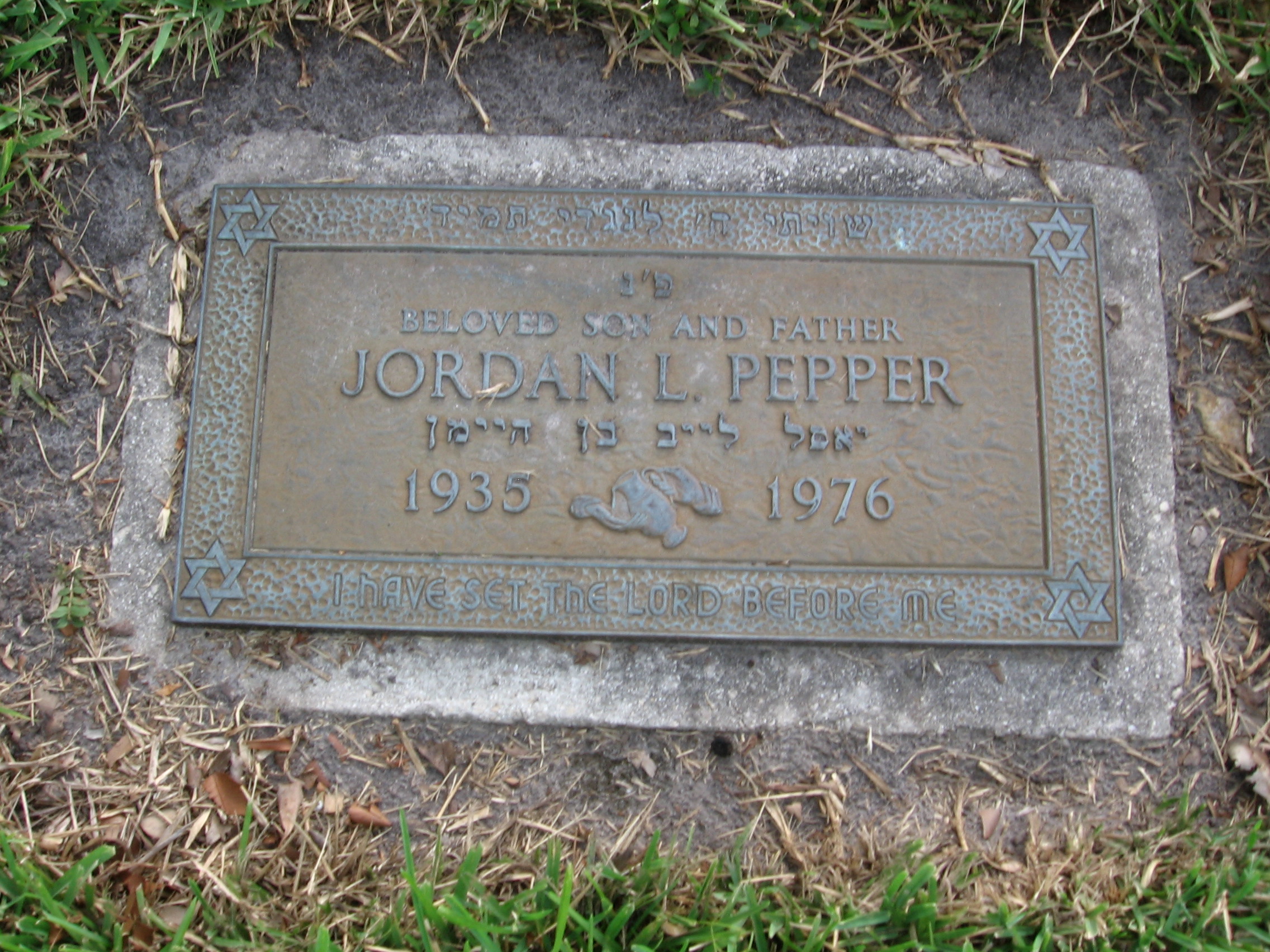 Jordan L Pepper
