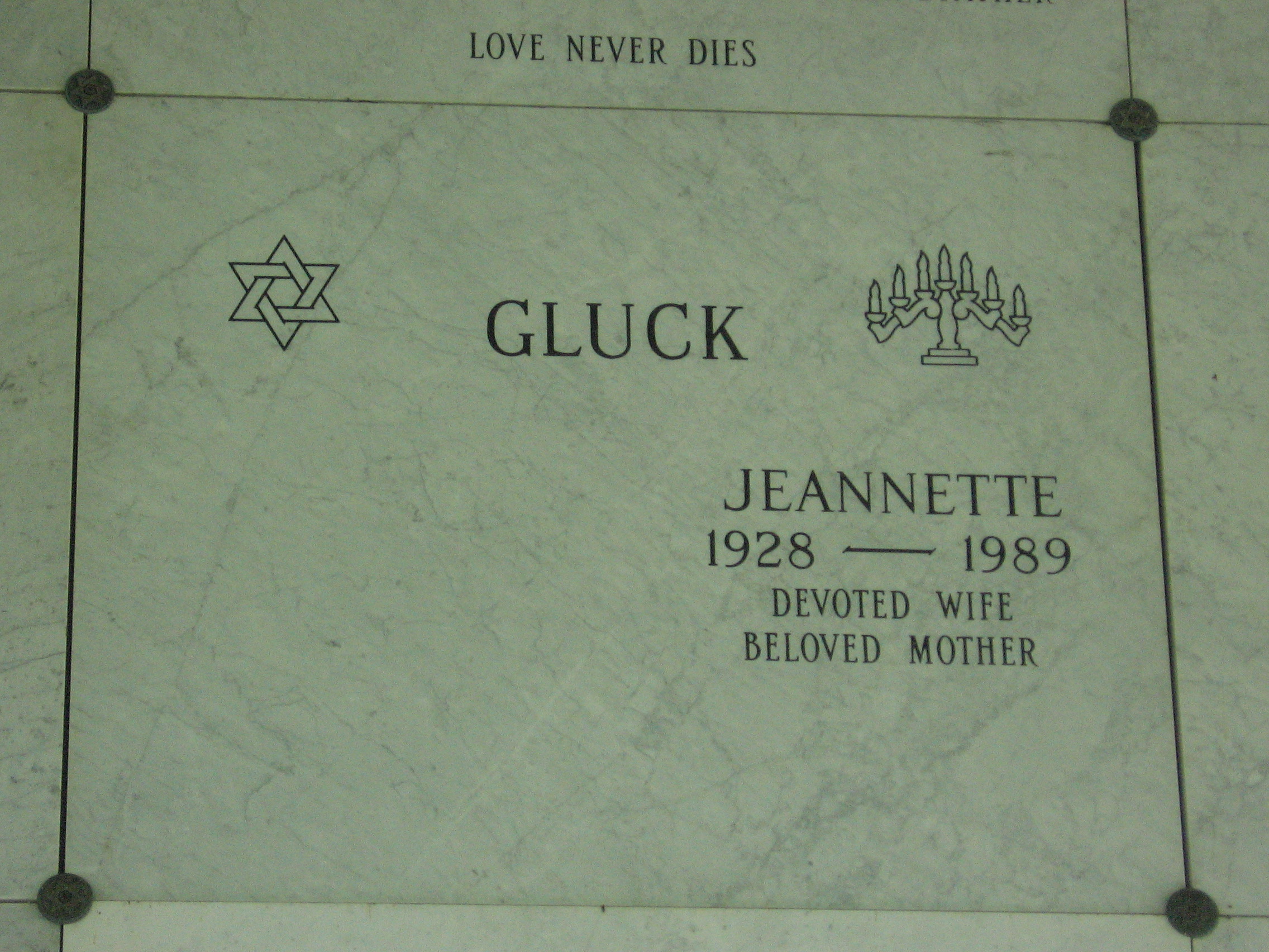 Jeannette Gluck