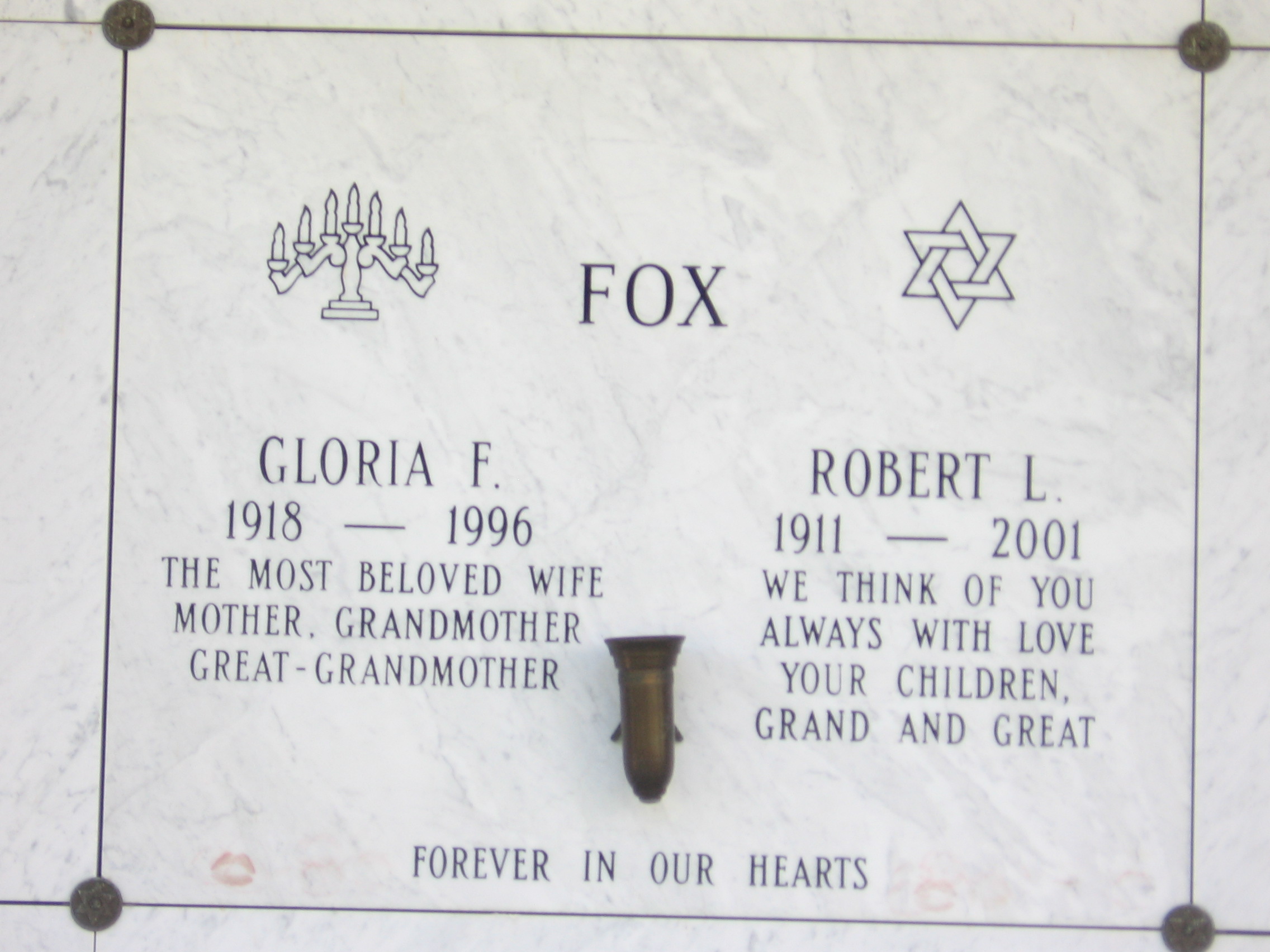 Robert L Fox
