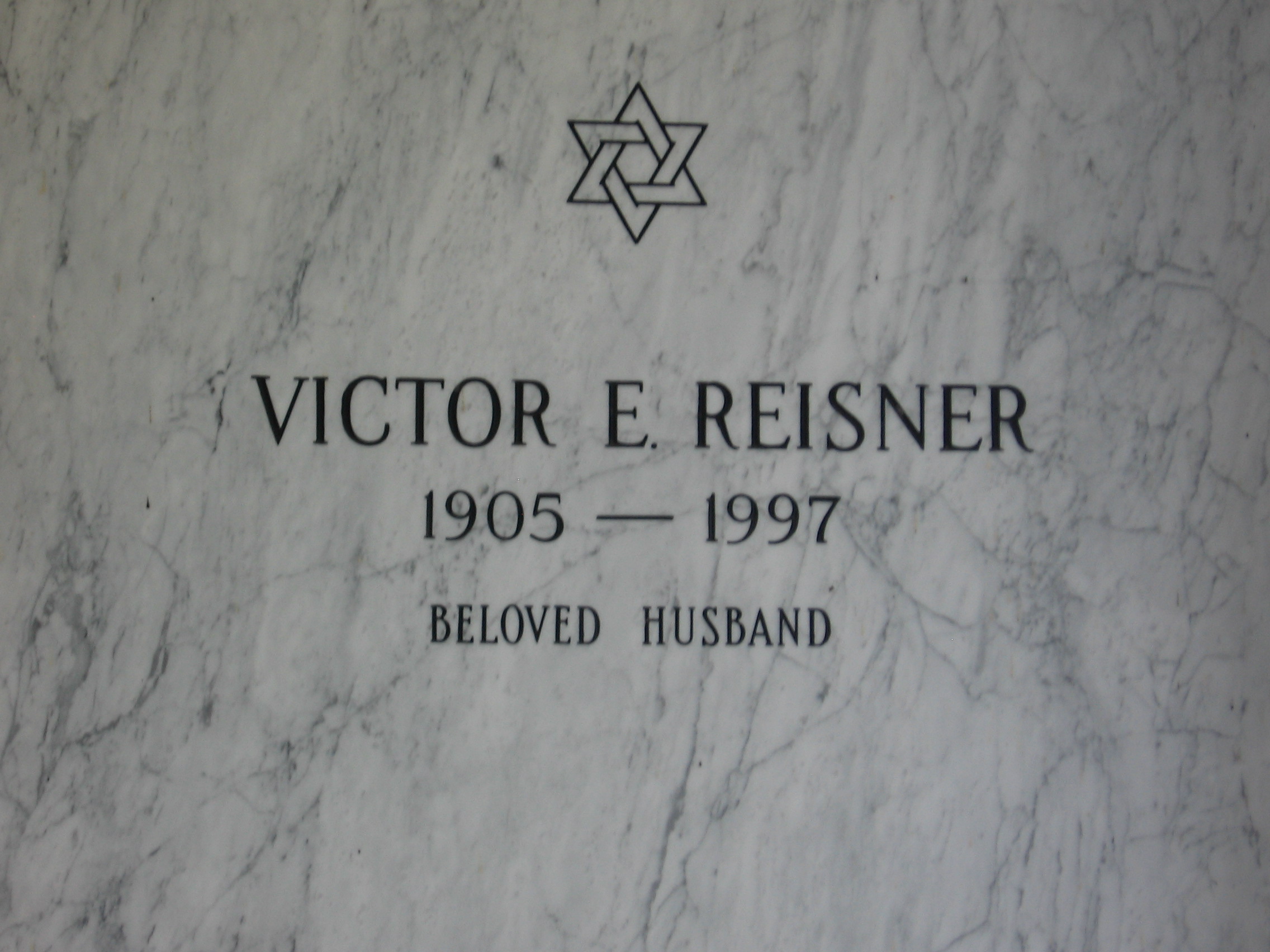 Victor E Reisner