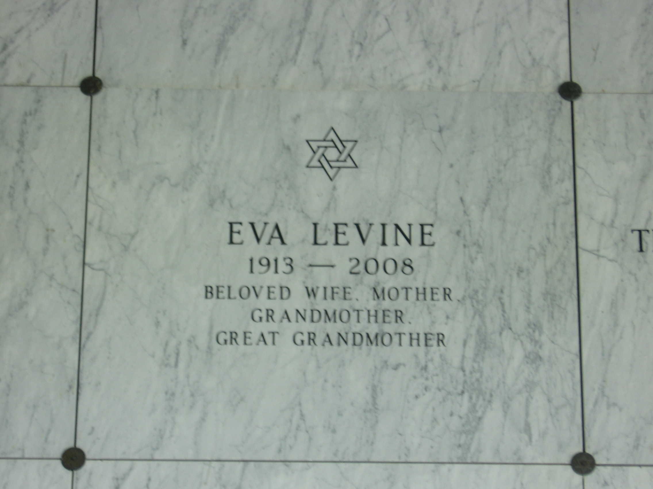 Eva Levine