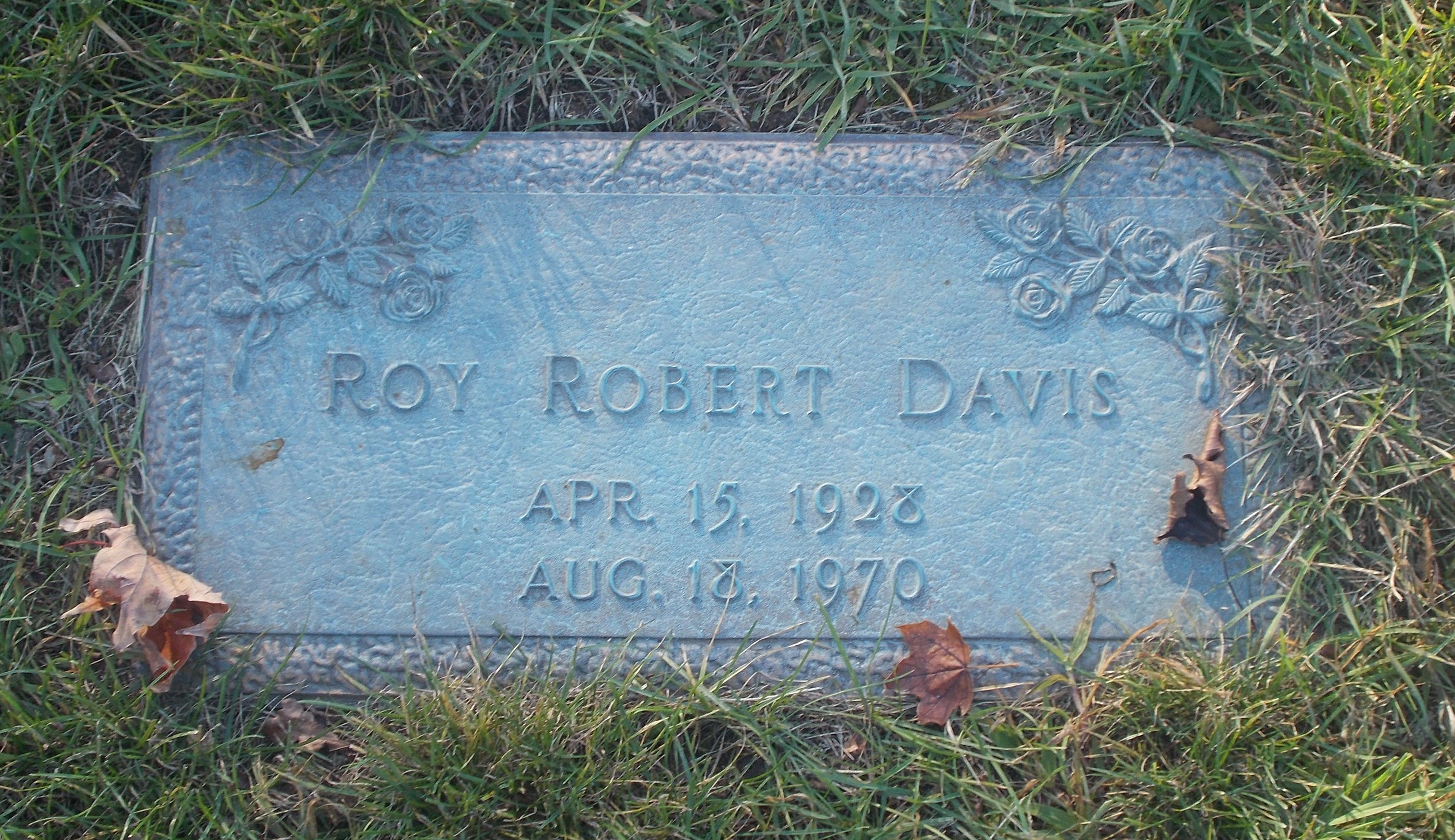 Roy Robert Davis