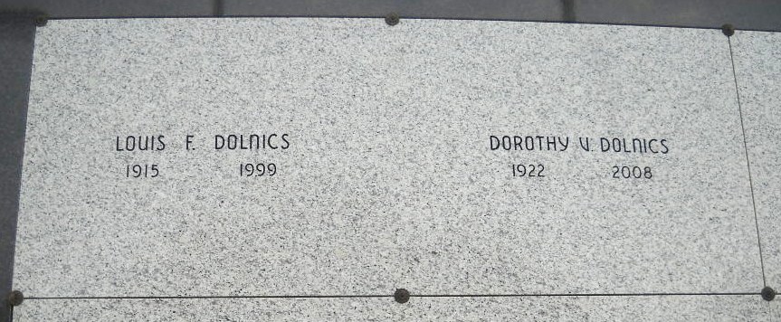Dorothy V Dolnics