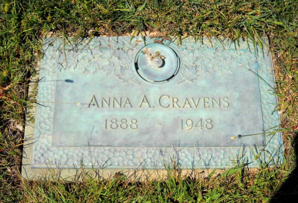Anna A Cravens