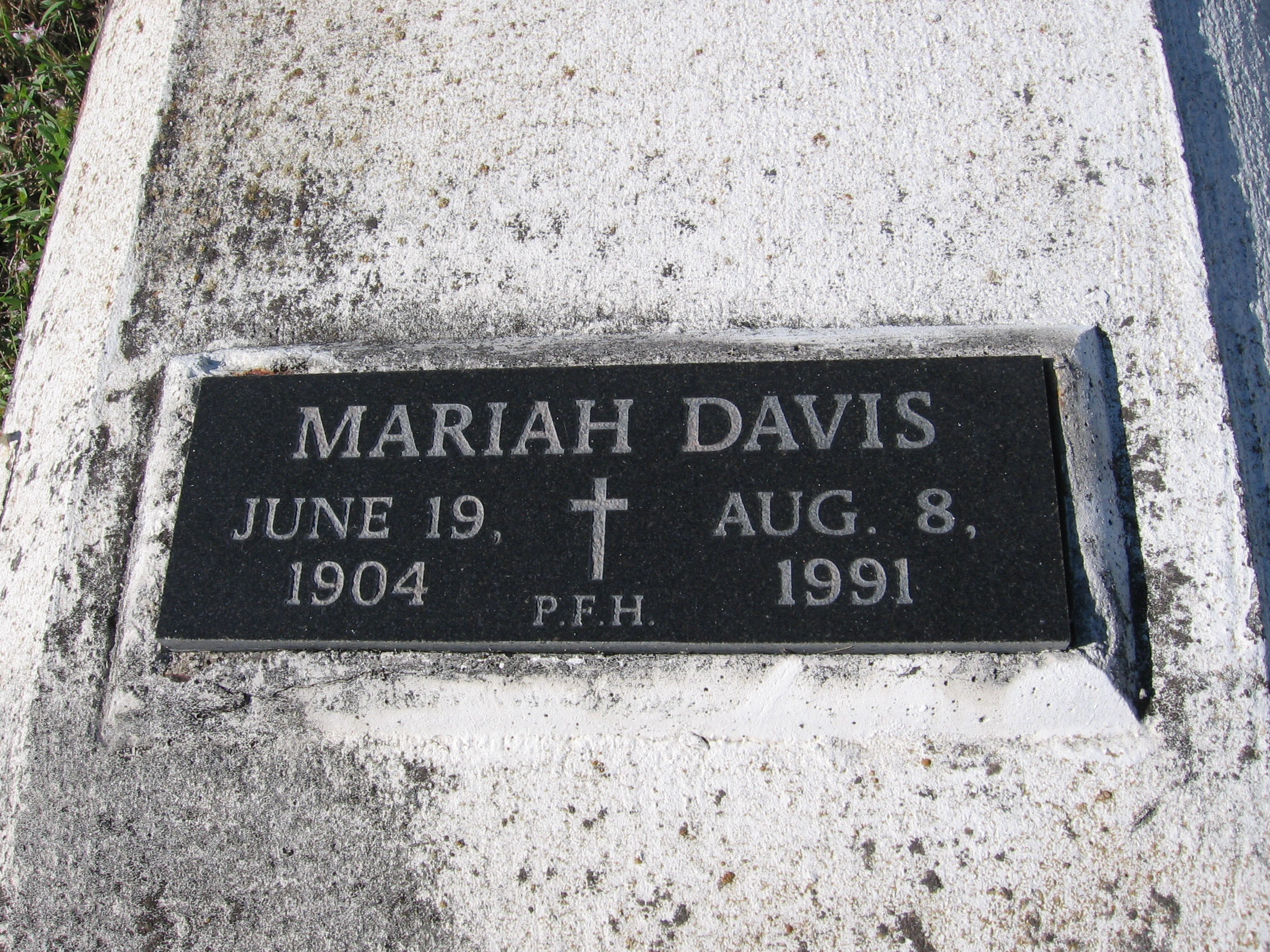 Mariah Davis
