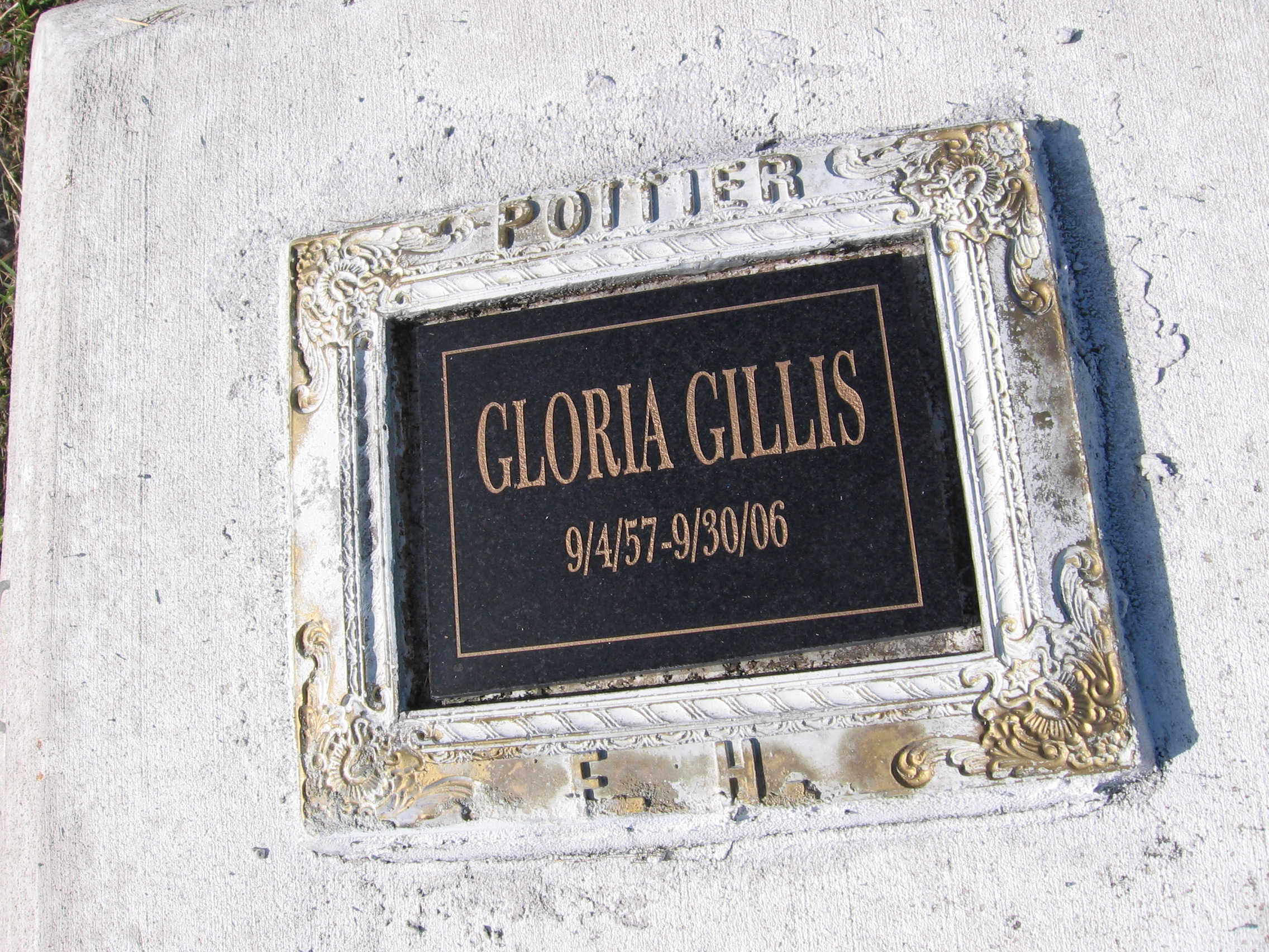 Gloria Gillis