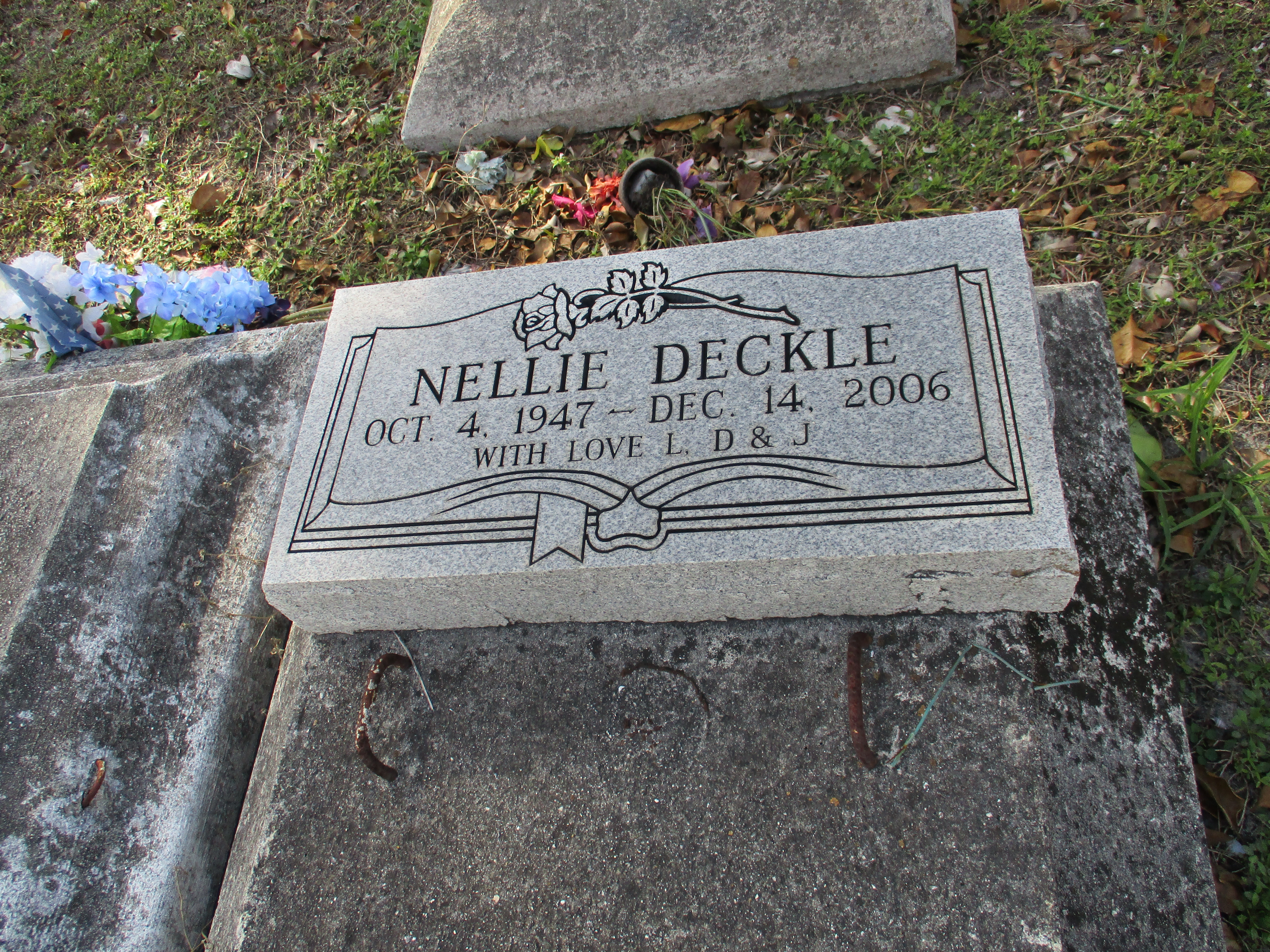Nellie Deckle