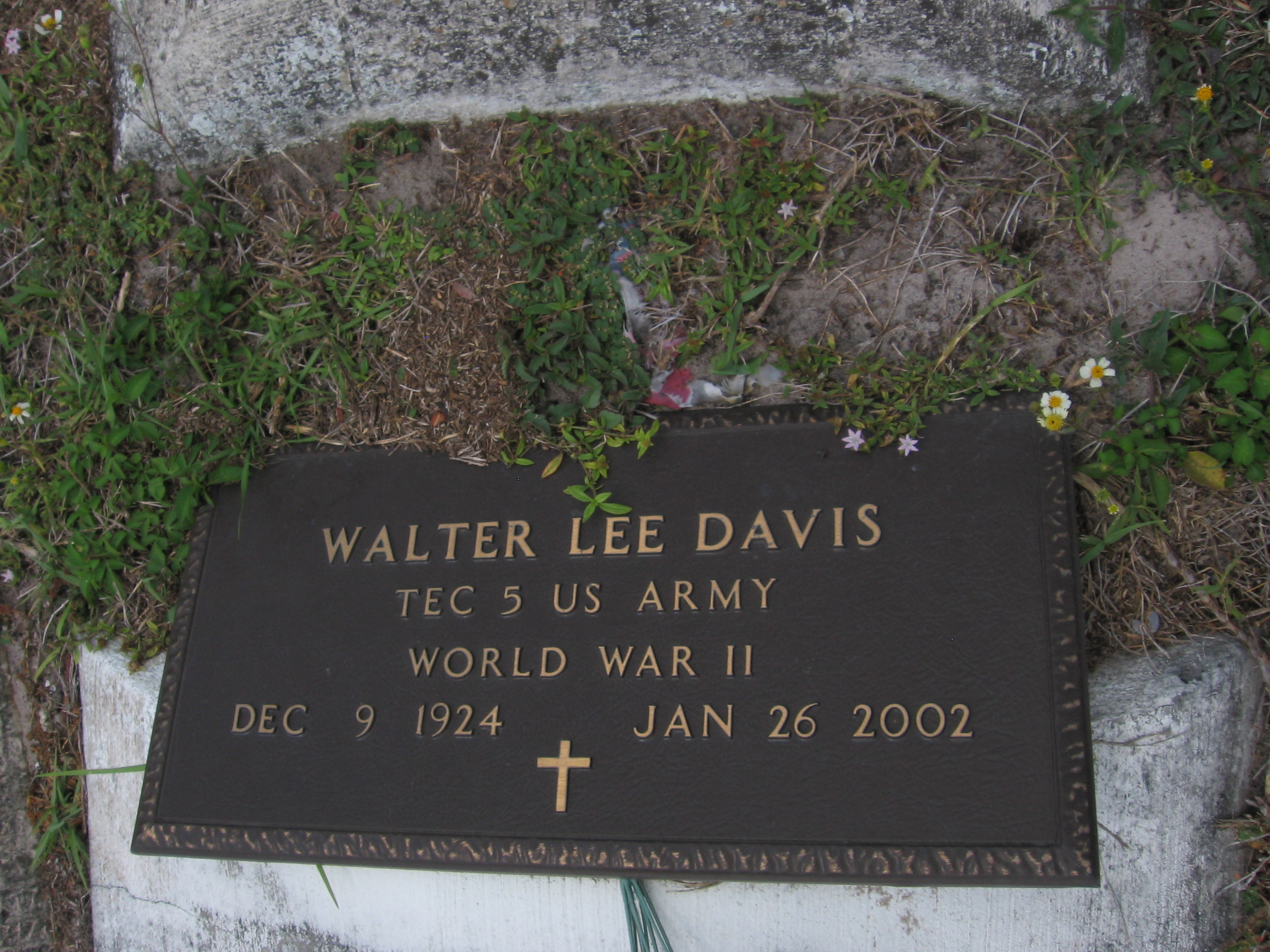 Walter Lee Davis